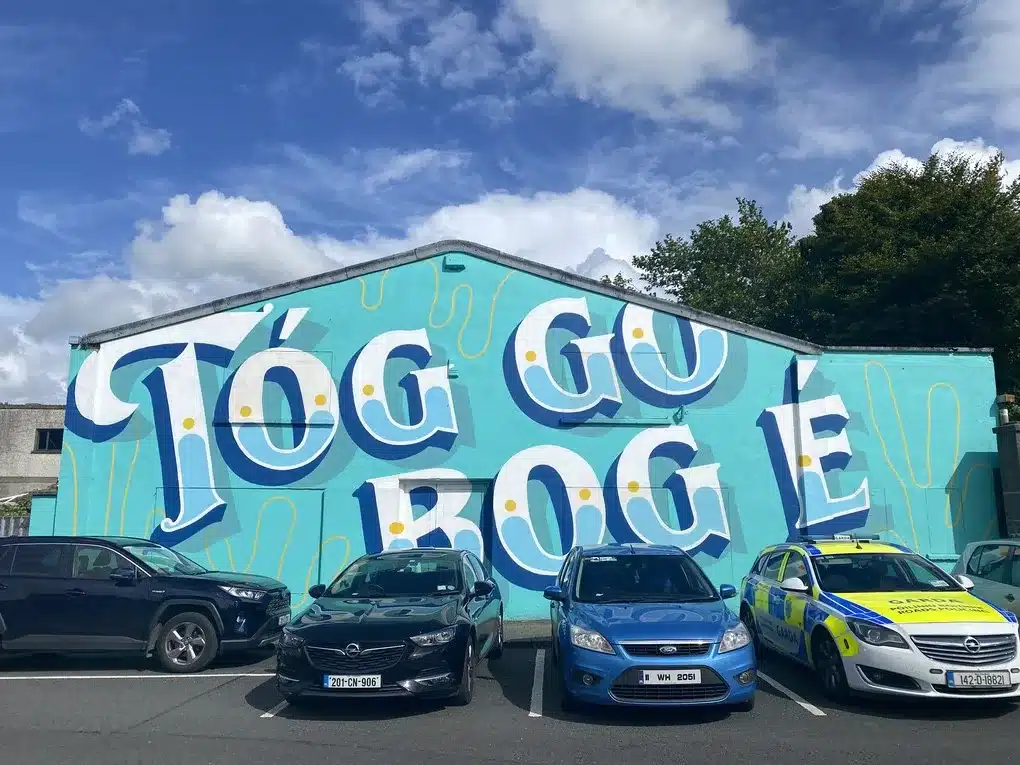 Irish saying tog go bog e on the side of a house in county cavan